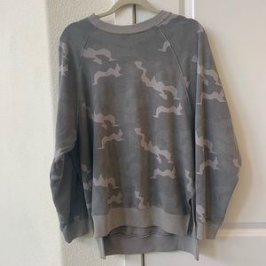 CAMO AE CREWNECK